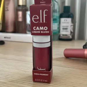 Jäääätte fin liquid blush från elf❤️ Endast testad ca 3ggr.Säljer eftersom att det var fel färg💕 köpt för 100kr