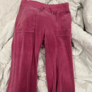 Juicy - Jätte fina juice som inte är så använda, kommer yvärr inte till användning. Kan tänka min sänkt pris vid snabb affär!