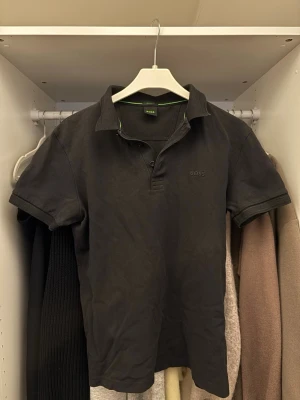  pikétröja BOSS - Hugo Boss piké. 