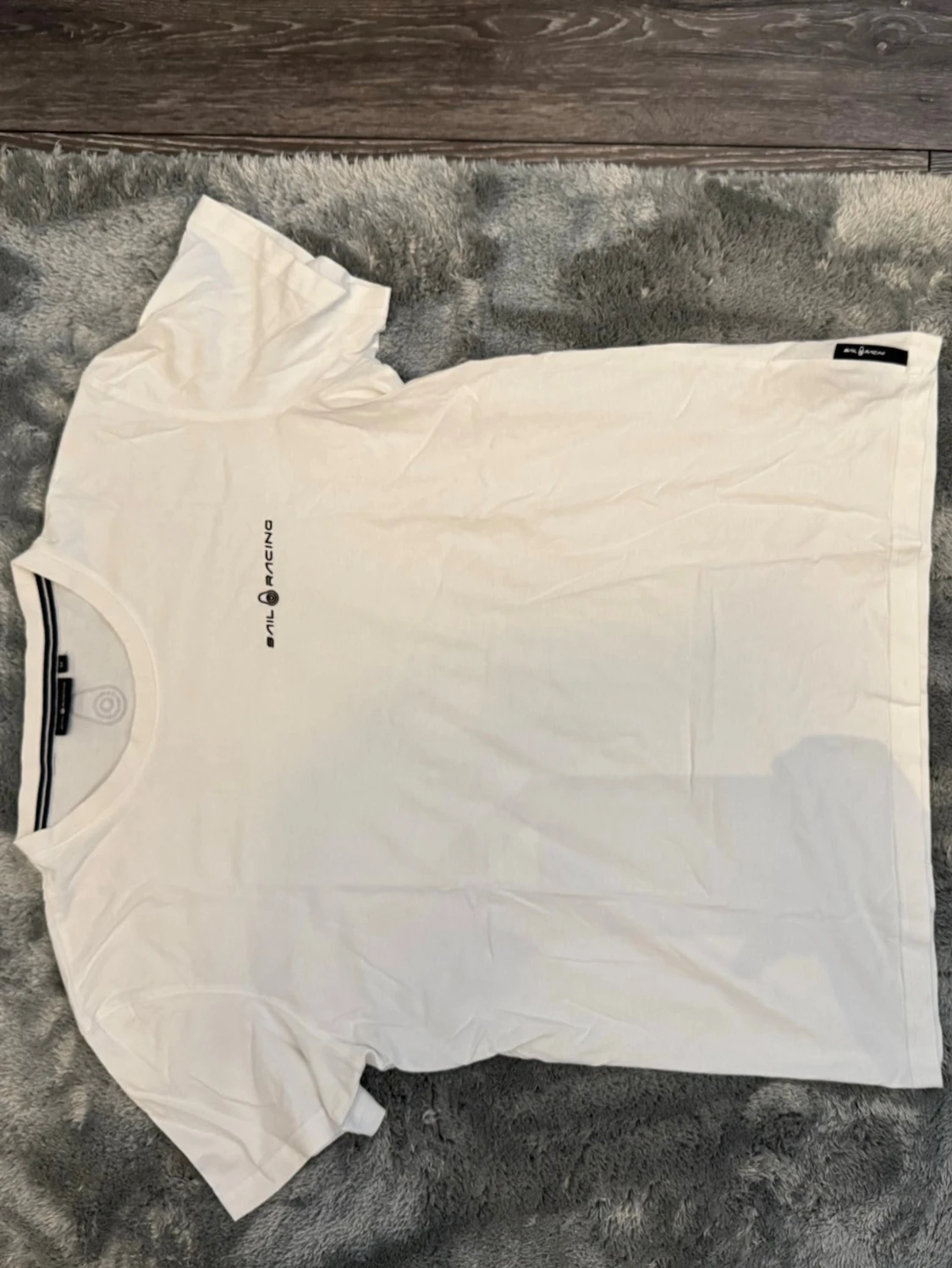 Vit t-shirt från Sail Racing M