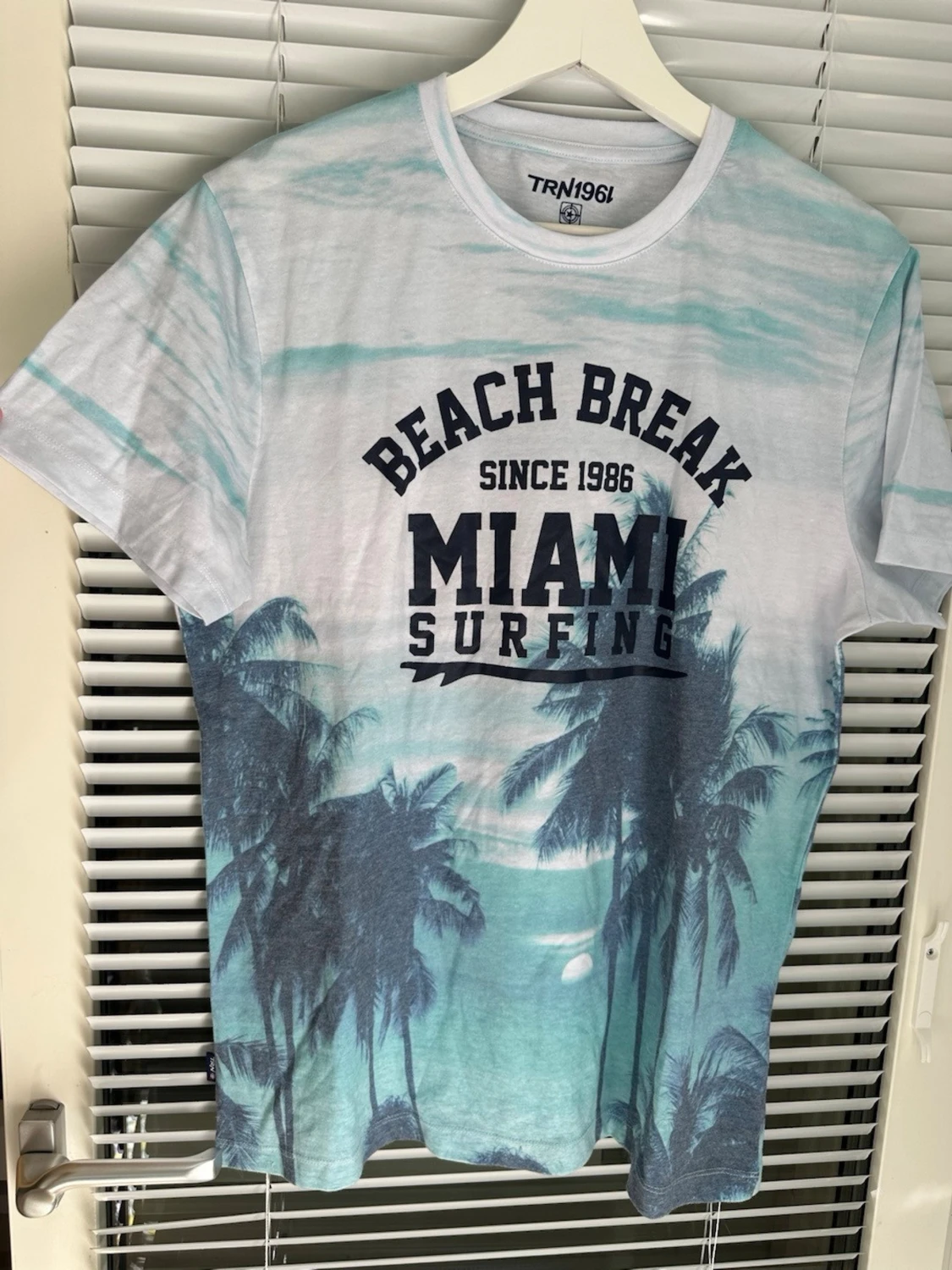 Somrig Herrtshirt storlek: L