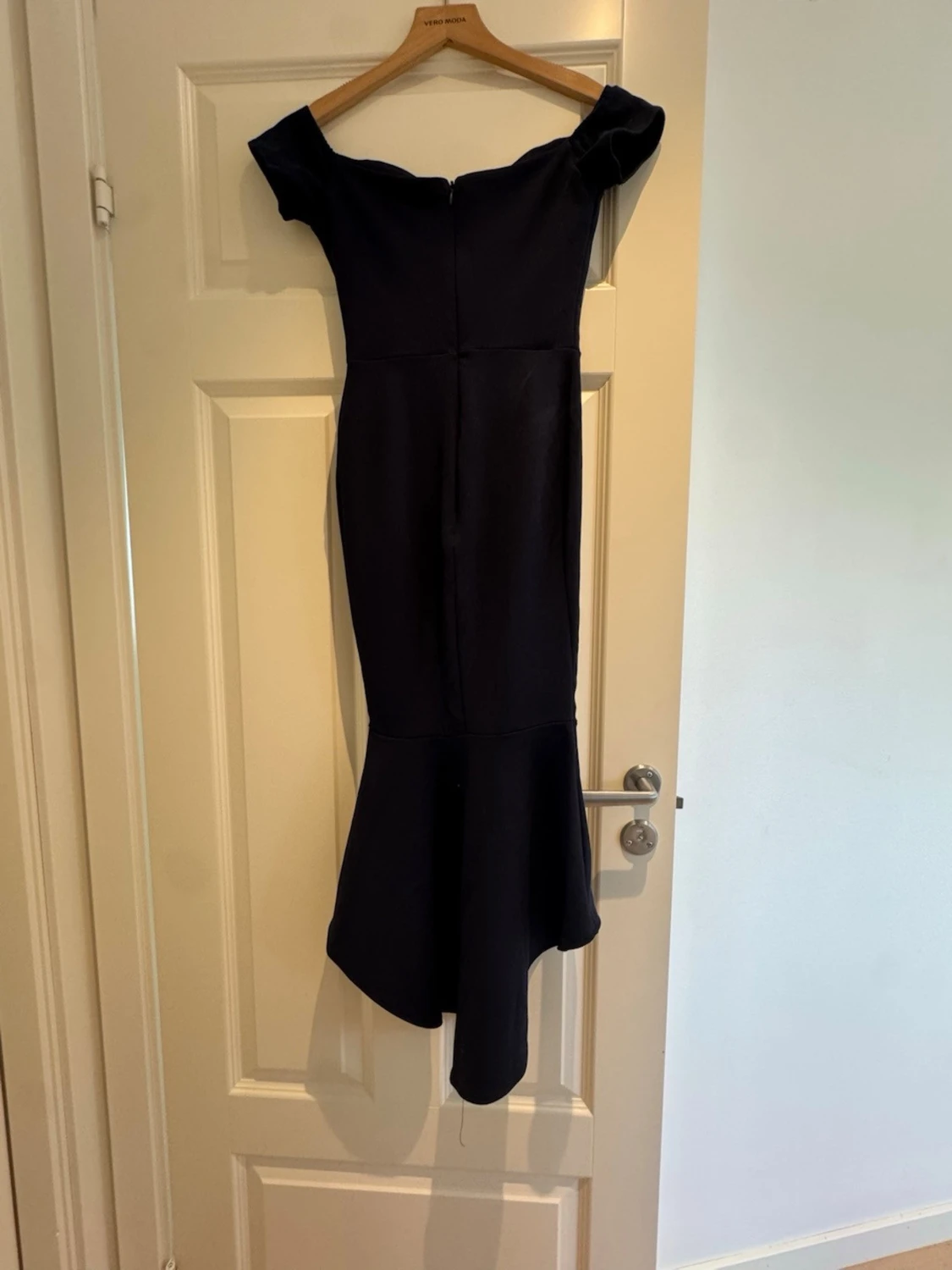 Marinblå offshoulder långklänning - 2