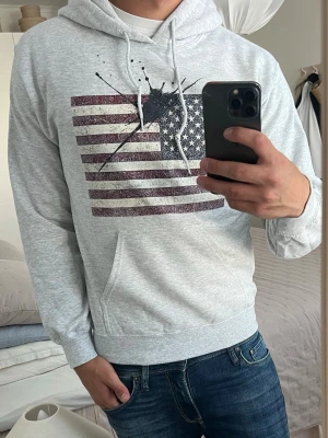 Concrete ink hoodie  - Nytt skick 
