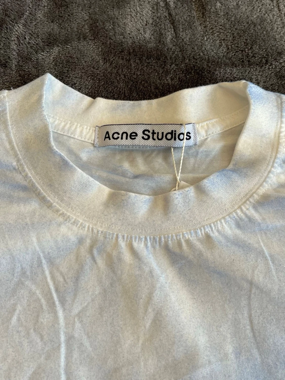Acne Studios t-shirt med tryck dust white/blue - 3