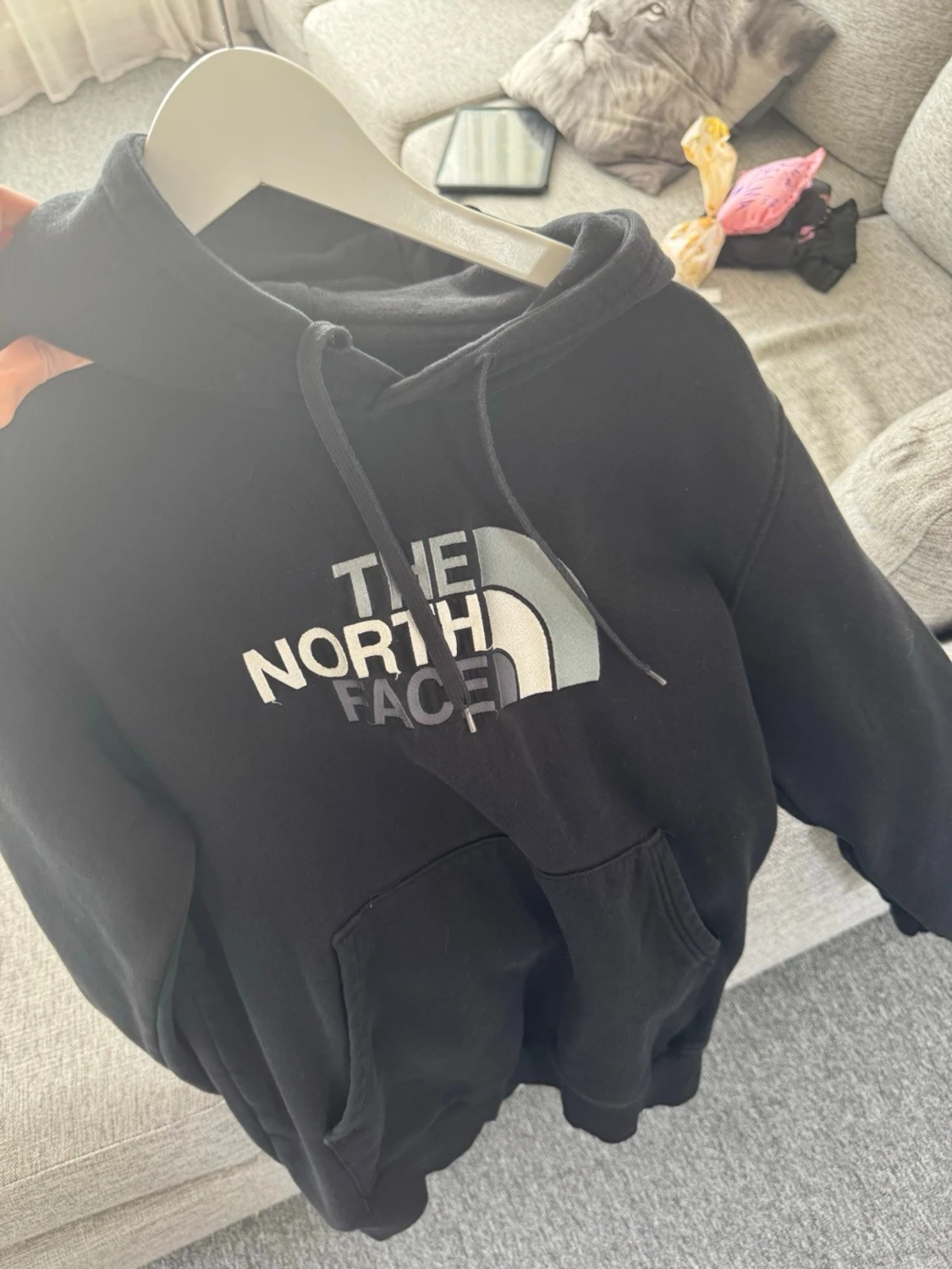 Svart hoodie från The North Face