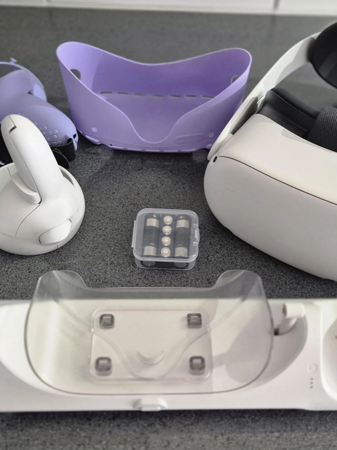 VR Quest 2 med Elite Strap och laddningsstation - 1