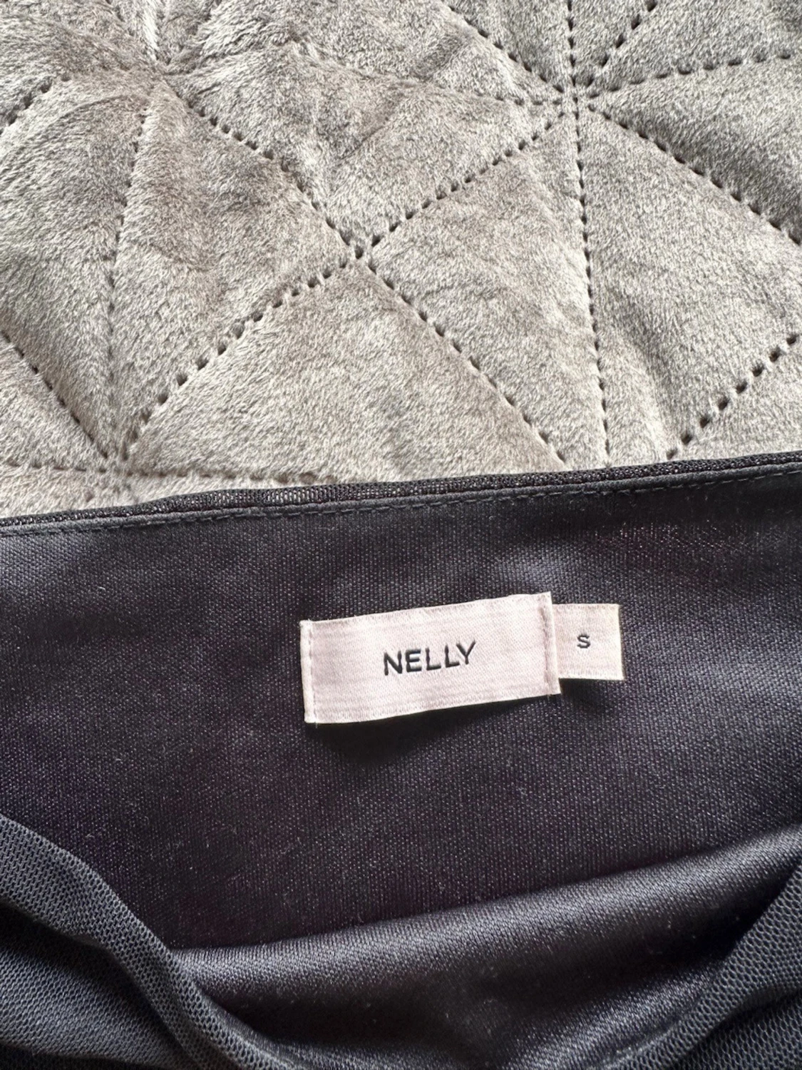 Svart långärmad klänning från Nelly - 1