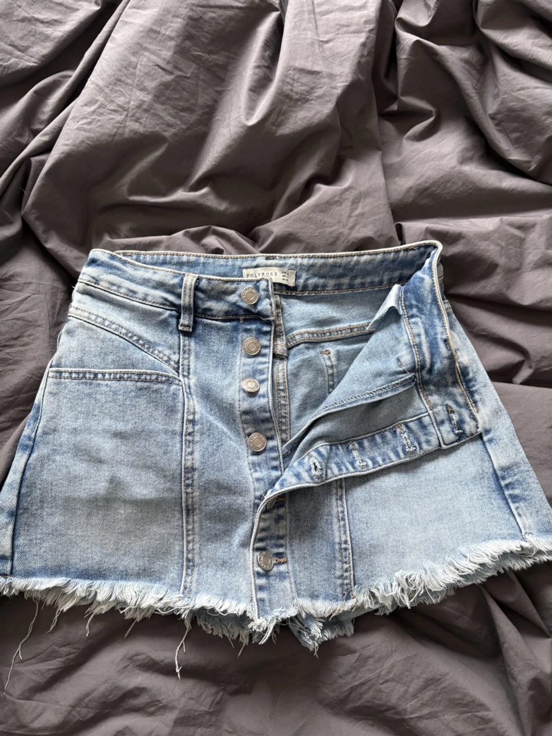 Ljusblå jeanskjol/shorts från Folyrose - 2