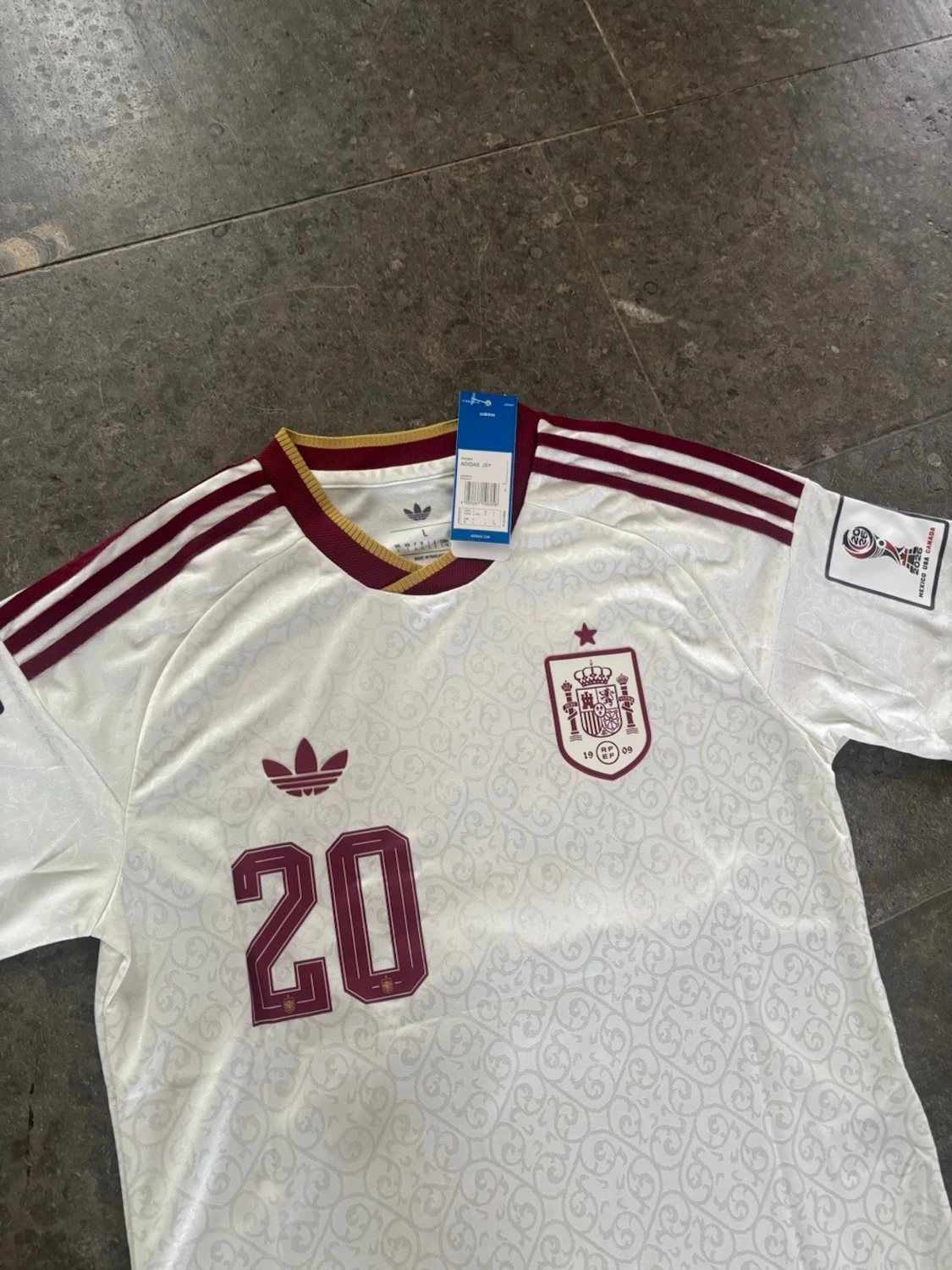 Pedri Spanien player version - 1