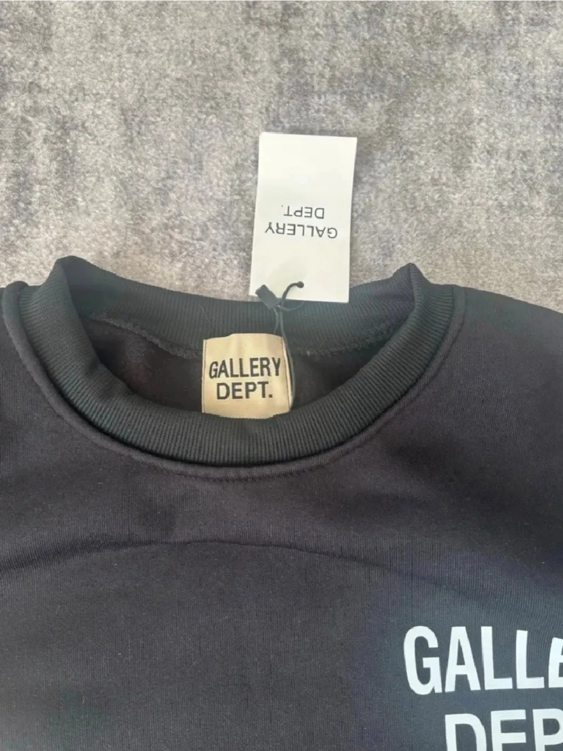 Svart sweatshirt från Gallery Dept. - 3