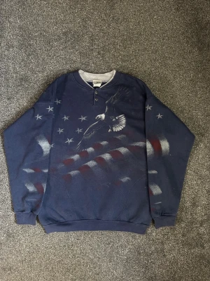 Sweatshirt - Sweatshirt från Artisan i storlek M  A020