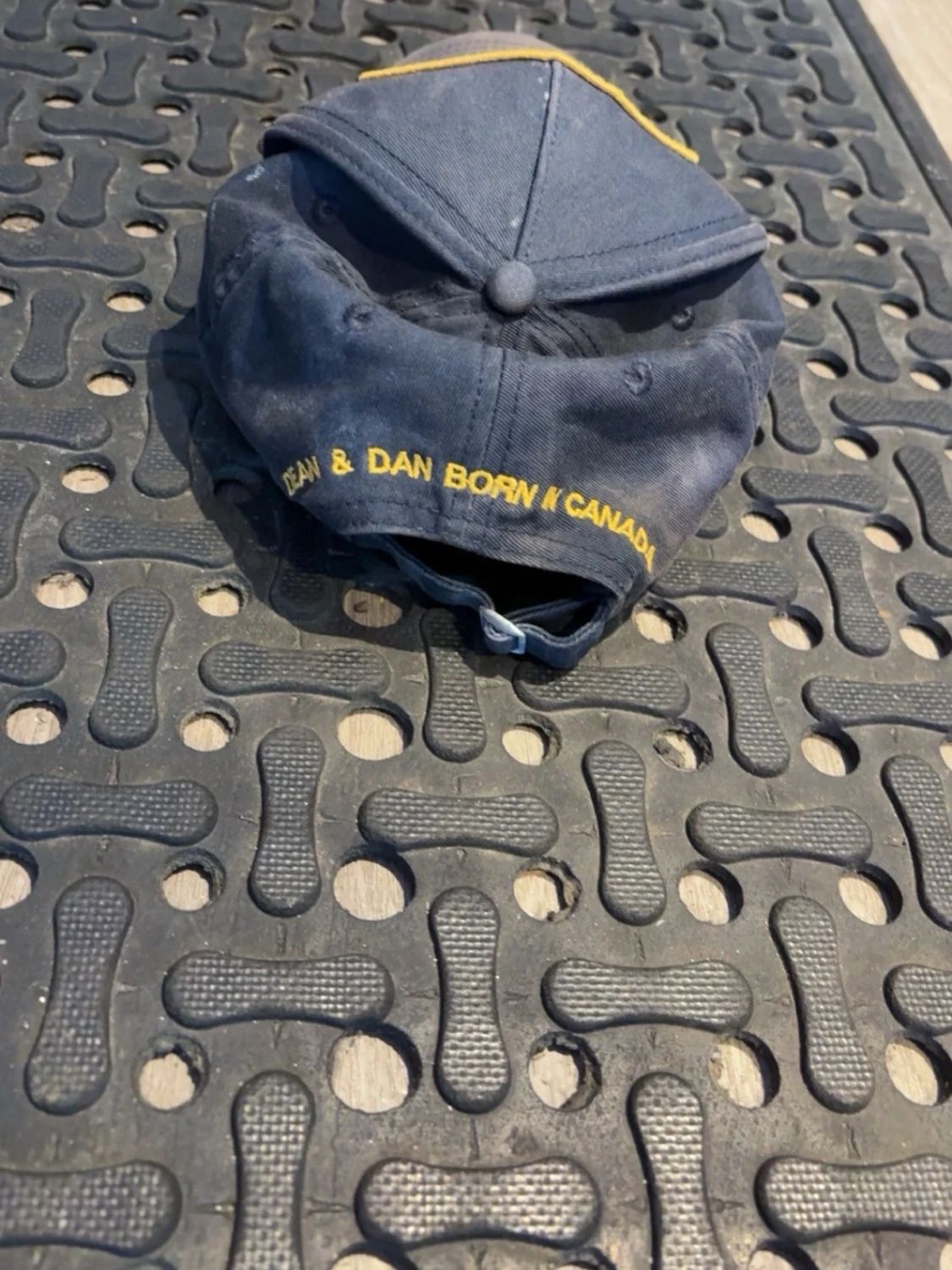 Mörkblå Dsquared2 keps med patch - 1