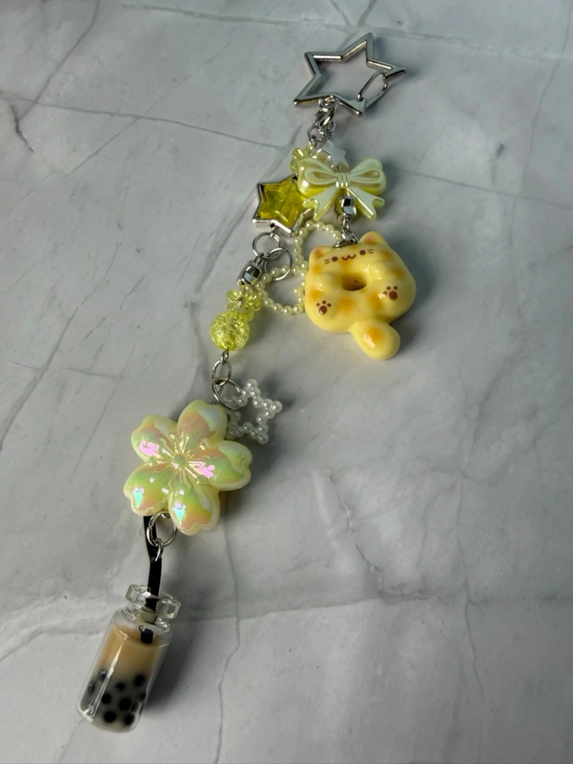 CAT//YELLOW BOBA - keychain