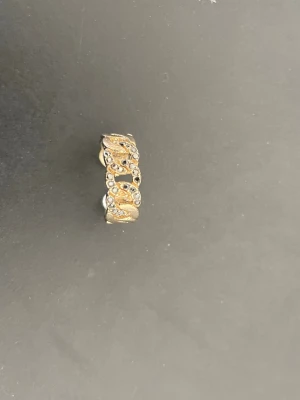 Ringar 2st - Pris kan diskuteras vid snabb affär!!!