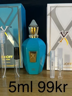 Xerjoff erba pura 5ml - Xerjoff Erba Pura ✨ En fruktig, söt och lyxig nischdoft. Luktar dyrt, fräscht och väldigt unikt.  En av de mest komplimangvänliga dofterna.  🌸☀️ Passar bäst: vår, sommar  ✨ För dig som vill sticka ut rejält.  🔥 Rekommenderar bundle – 15+ andra exklusiva parfymer finns.  Priser: 2ml – 49kr 3ml – 69kr 5ml – 99kr 10ml – 169kr  💎 1 ml ≈ ca 20st sprays