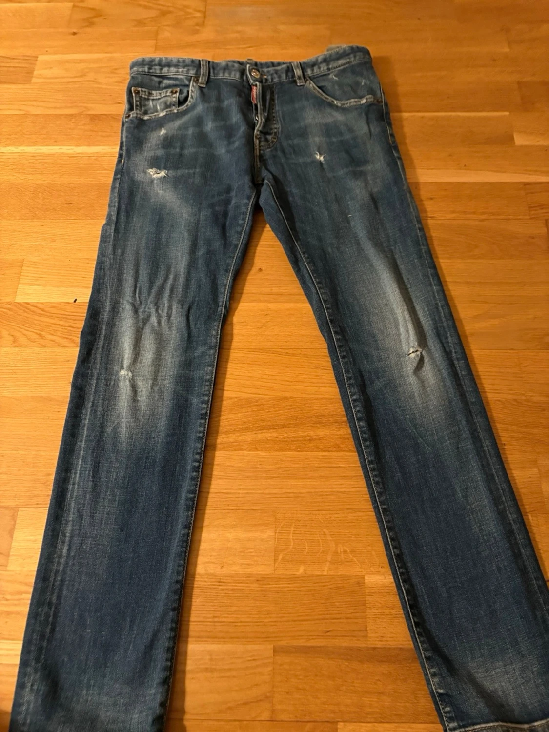  jeans från Dsquared2(ÄKTA) - 1