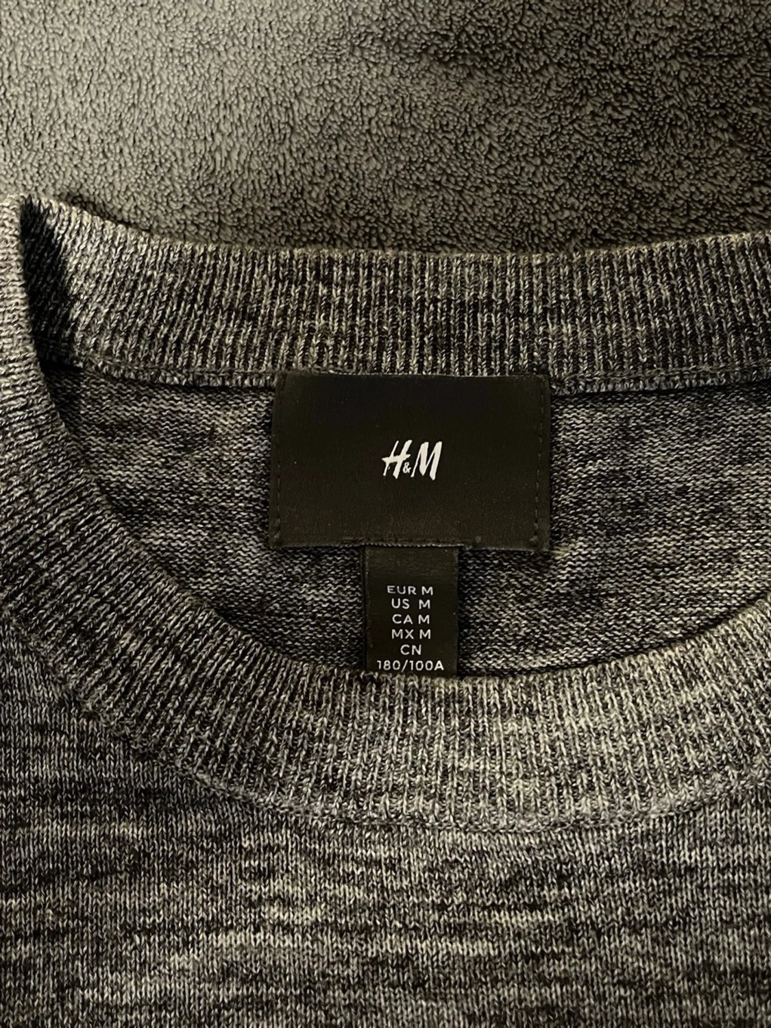 Finstickad tröja från H&M - 1