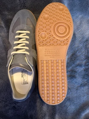 Maison margiela gats (gray/43) - Great condition margiela gats, never worn. Completely new. Comes with box and dustbags (everything included in the picture). Same day shipping. Receipt is available!