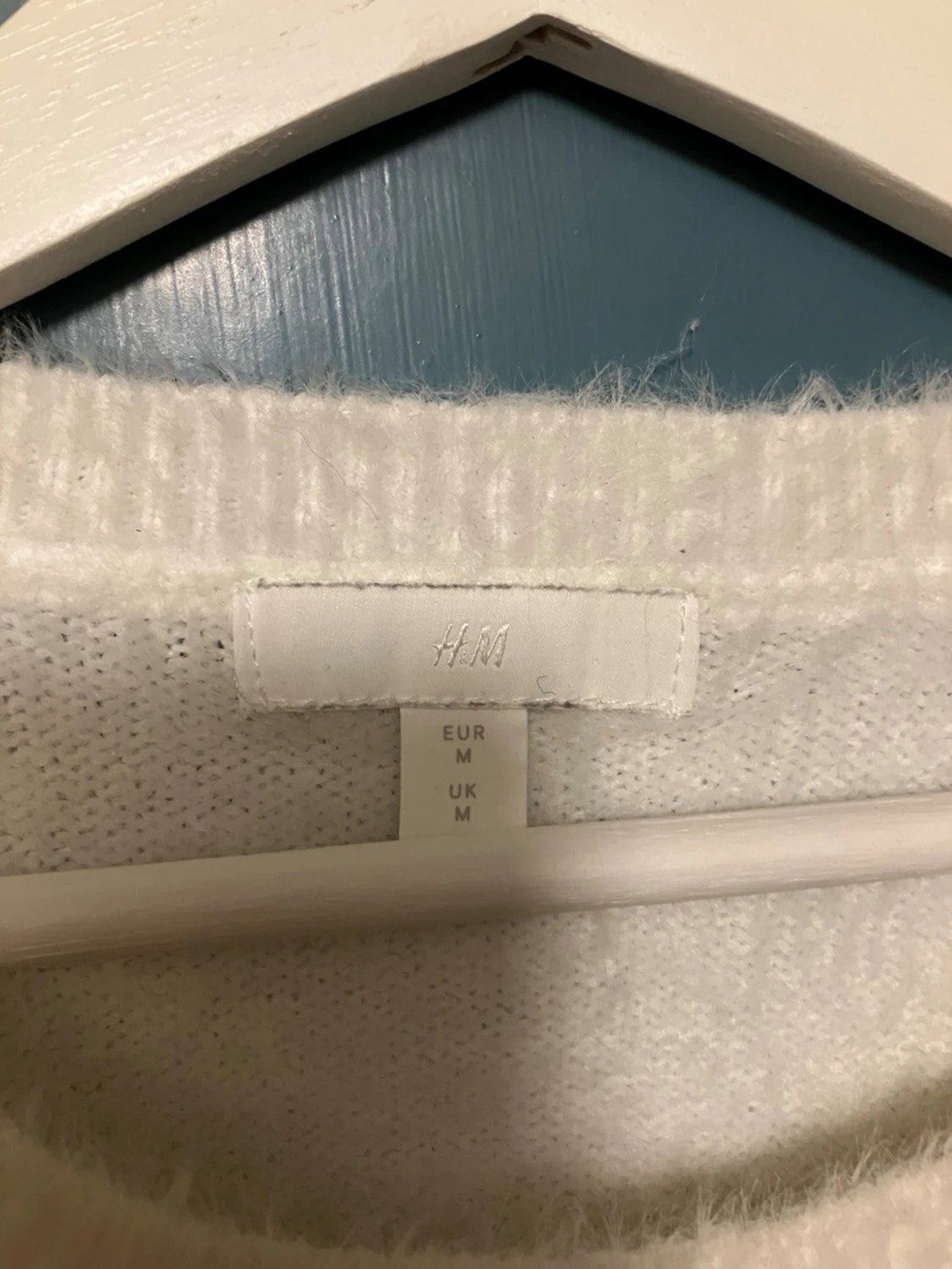 Vit fluffig stickad tröja H&M - 1