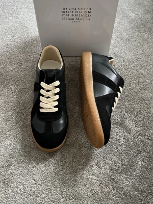 Maison margiella gats - Helt nya, storlek 40. Påse och Box tillkommer