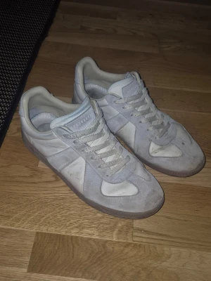 Gats (german army trainers) - Used, but the signs of use make them look better and adds more character SIZE 44 , (and no they are nt margielas