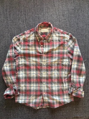 Ralph Lauren skjorta ~ denim & supply  - Säljer nu denna Ralph Lauren skjortan | vintage |        st (L passar även M) Sjukt snygg | obs kan även gå ner lite i pris och frakta inom 24h!📦