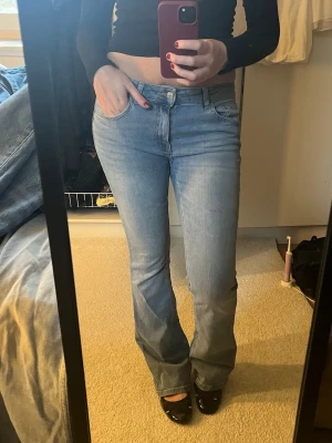 jeans - Midwaist jeans, lååånga! (jag är 170) 😍😍😍