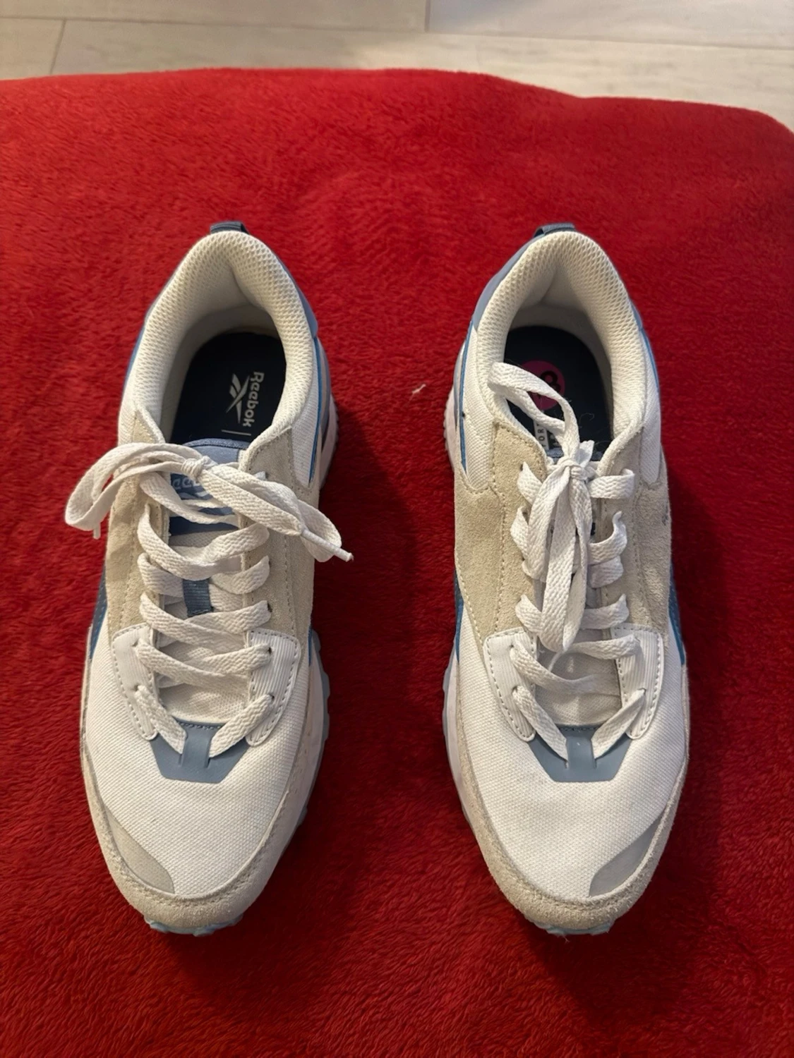 Vita och blå Reebok sneakers - 1