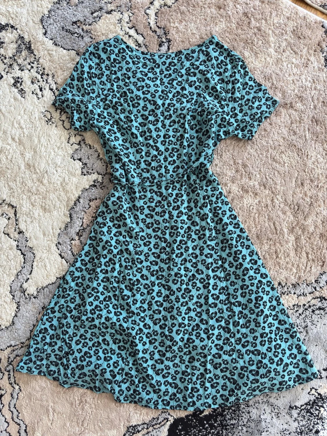 Turkos leopardmönstrad kortklänning - 1