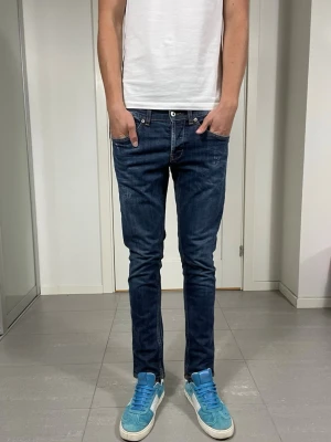 Dondup George Jeans  - Säljer nu dessa Dondup George Jeans, mått ca 39 o 100 cm. skriv för fler bilder/frågor🙌🏼