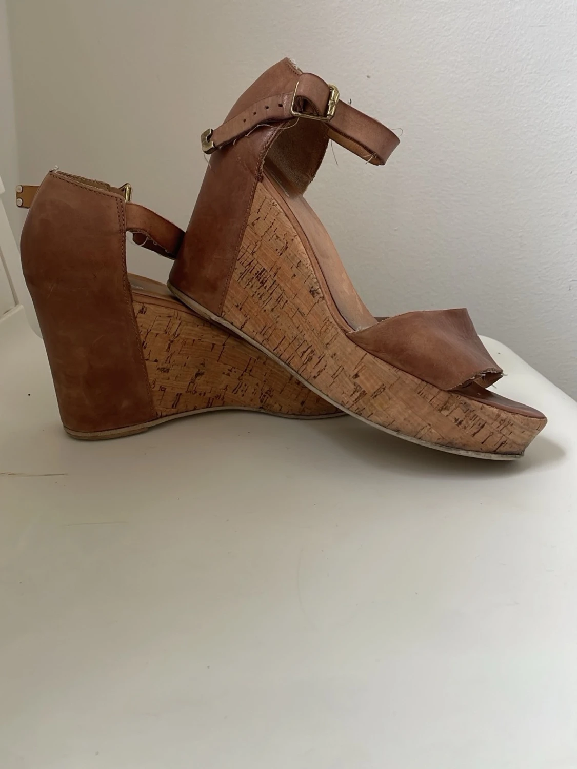 Bruna kilklackade sandaler med korksula från Rizzo
