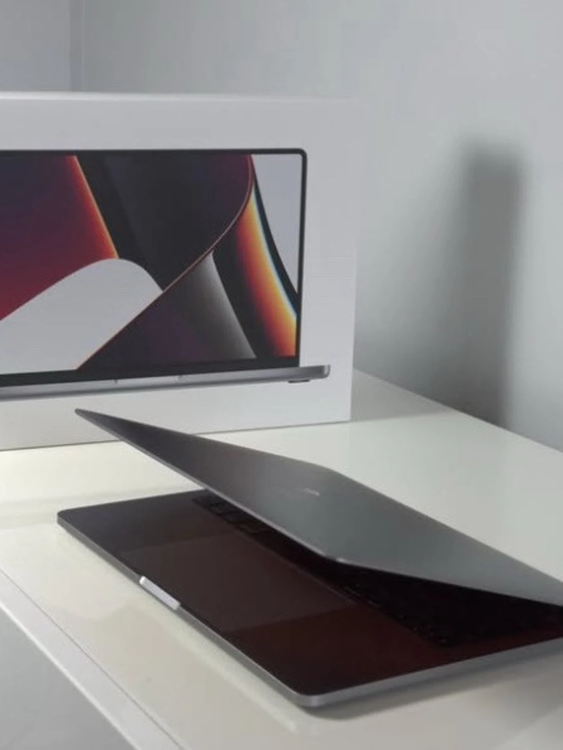 Apple MacBook Pro 13-tum Space Gray - 2