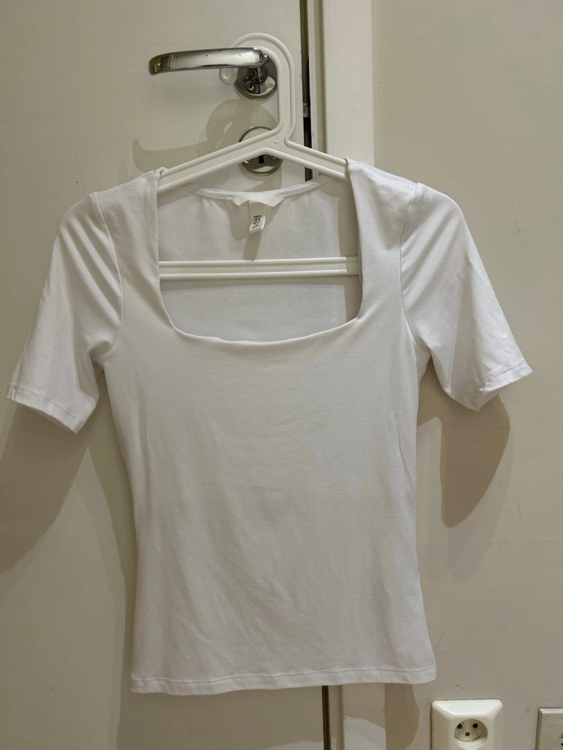  Ny Vit topp med fyrkantig ringning