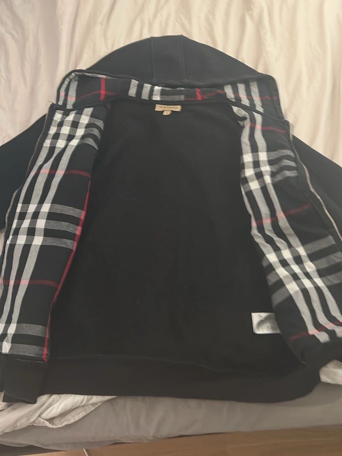 Svart zip-hoodie från Burberry