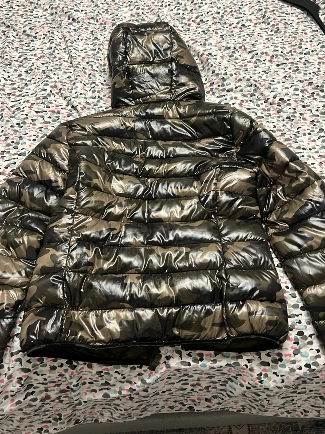 Kamo mönstrad dunjacka med huva - 3