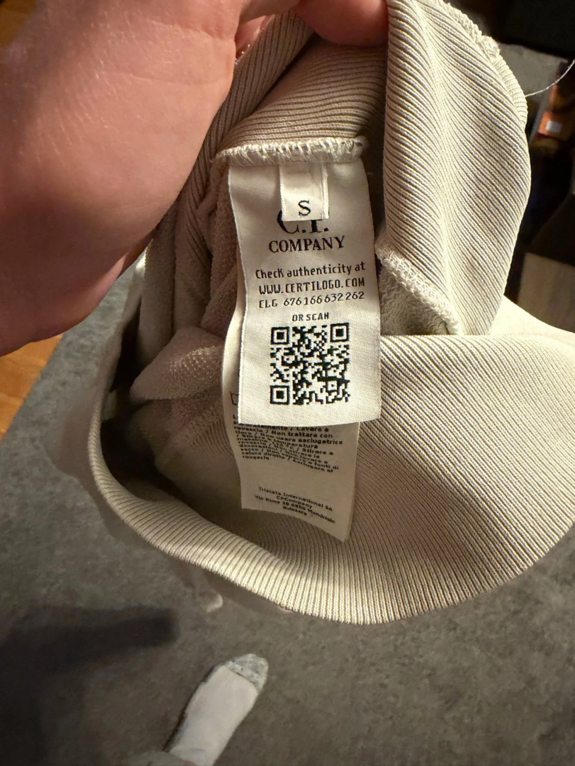 Cp company sweatshirt - 4
