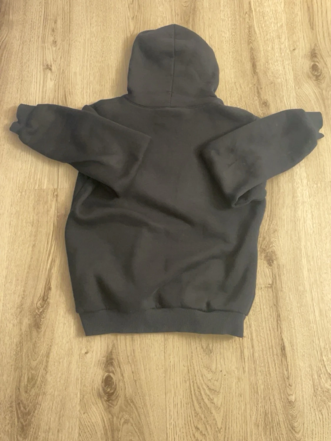 Svart hoodie från Calvin Klein - 1