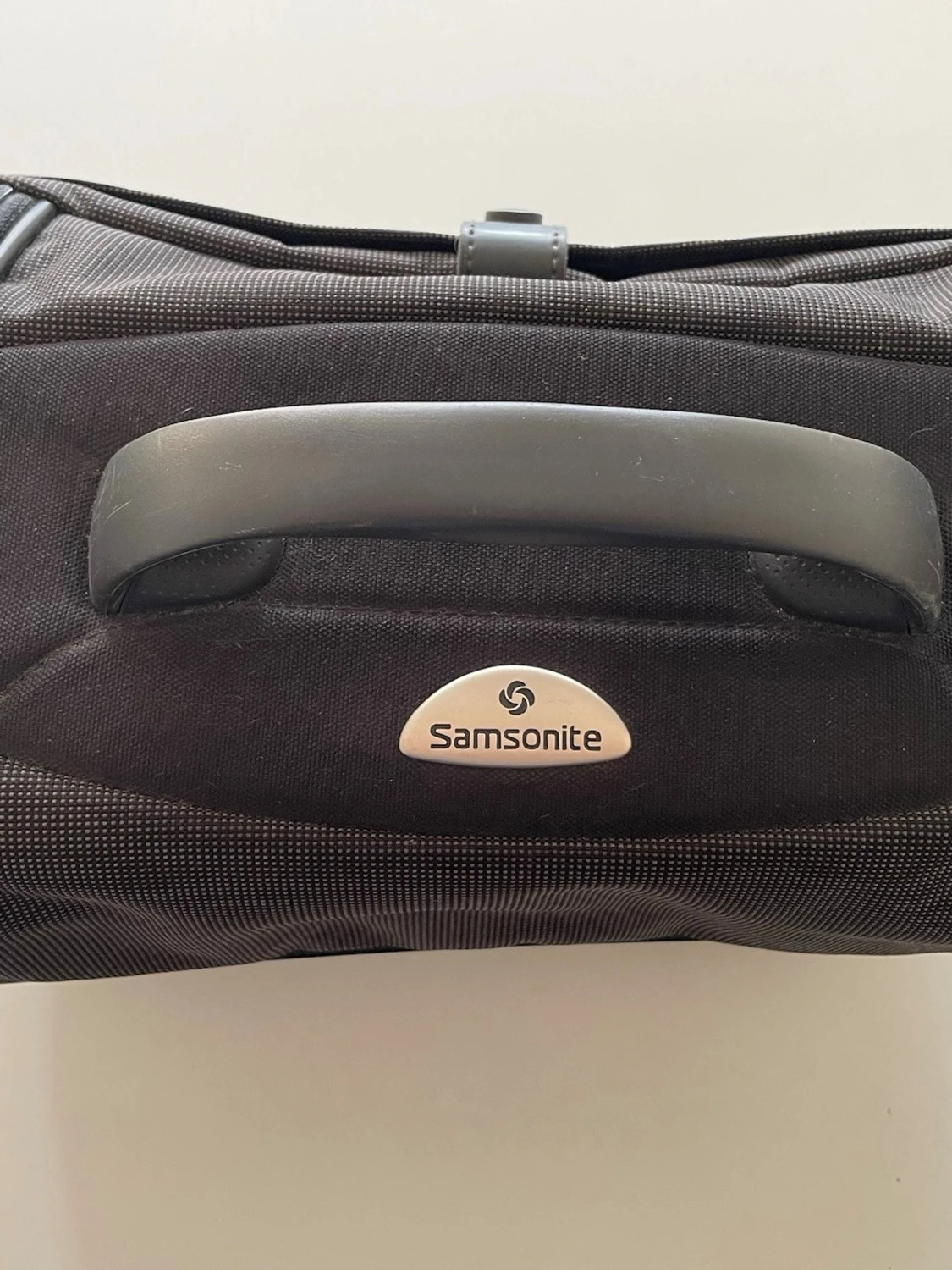 Svart axelväska från Samsonite - 1