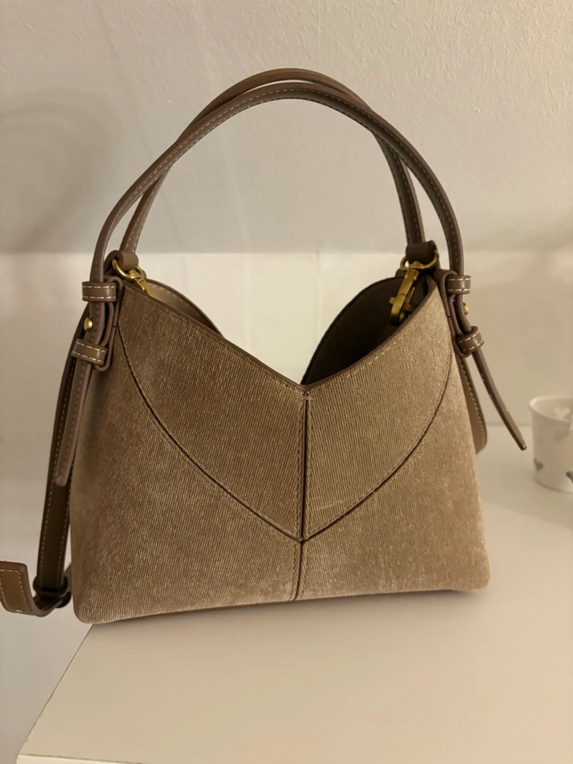 Snygg handväska  - 1