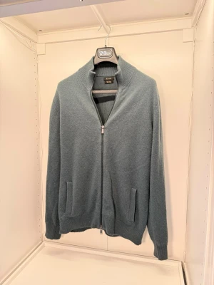 Massimo Dutti tröja - Skön tröja från Massimo dutti. Storlek L.