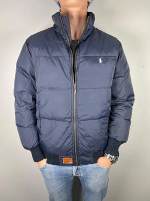 Ralph Lauren jacka - Size L | Skick 9/10 | Modellen är 184, 74 kg | Hör av dig vid frågor!