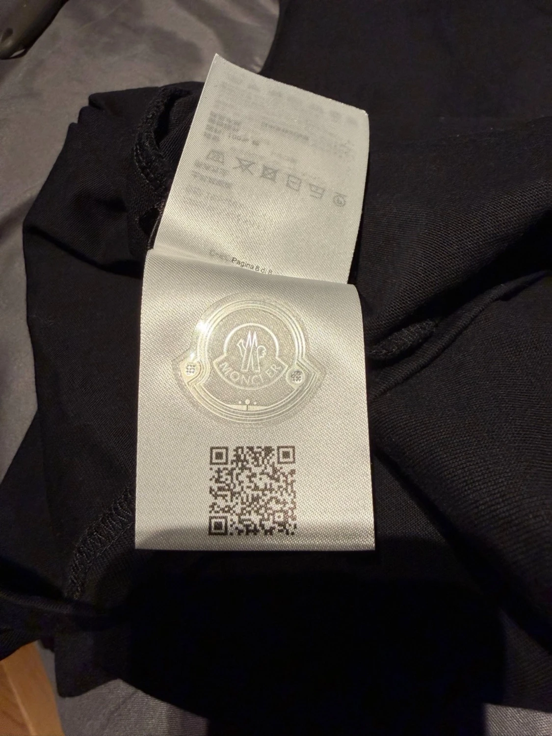 Svart Moncler t-shirt med logga - 4