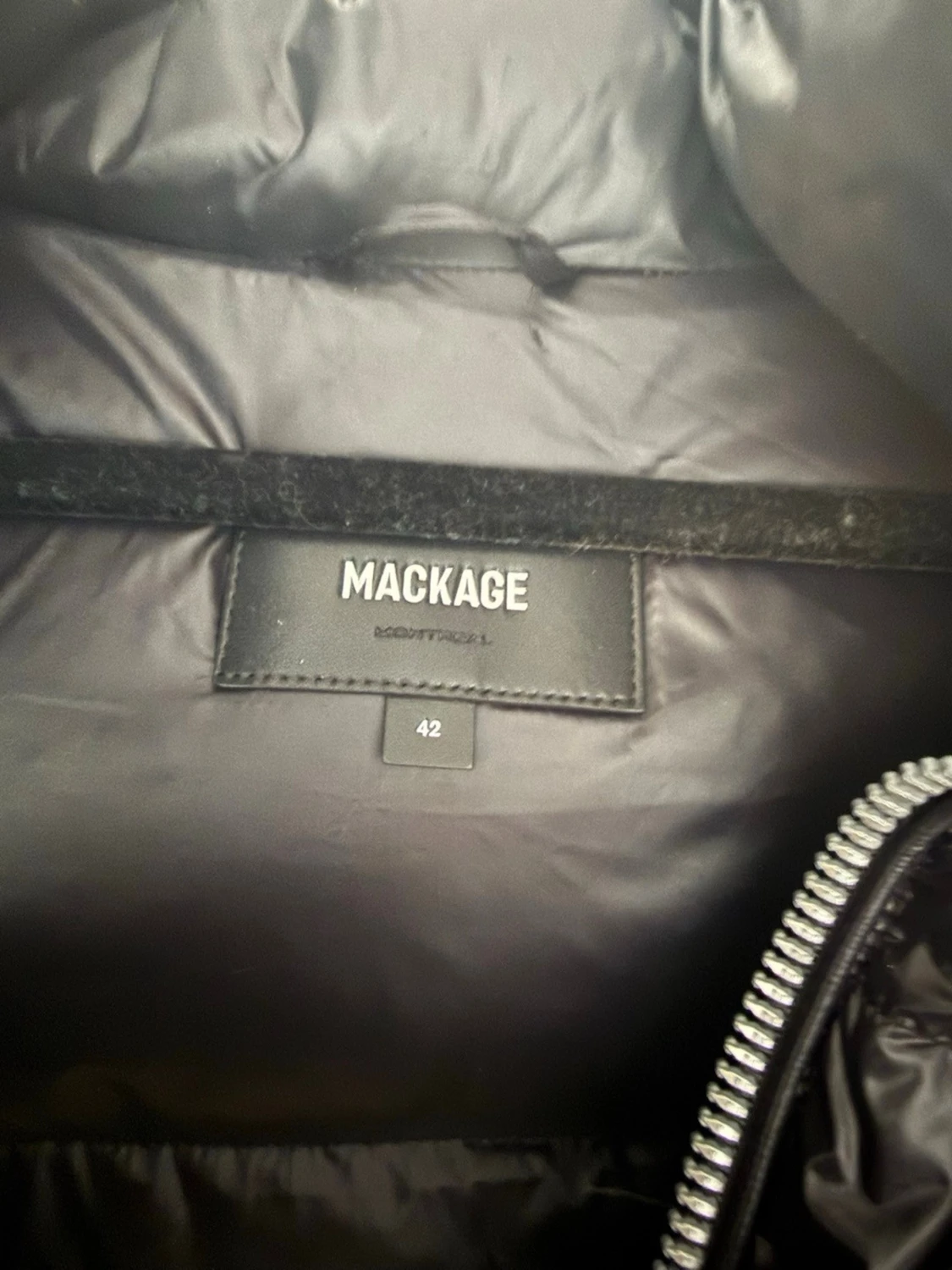 Svart pufferjacka från Mackage - 4