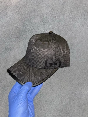 Svart jumbo keps från Gucci med GG-mönster - 🚨SLUT SÅLD🚨