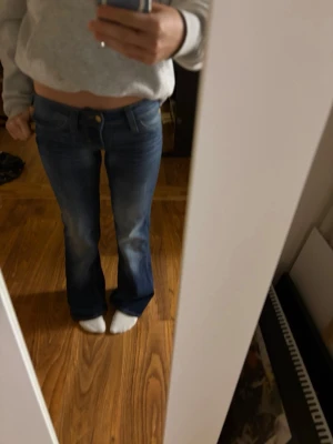 Cheap Monday jeans - Säljer dessa jeans enbart testade men råkade dra av lappen STORLEK w26 L30