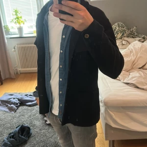 Mörkblå överskott från stenströms - Perfekt skick använt mycket men riktigt bra kvalitét