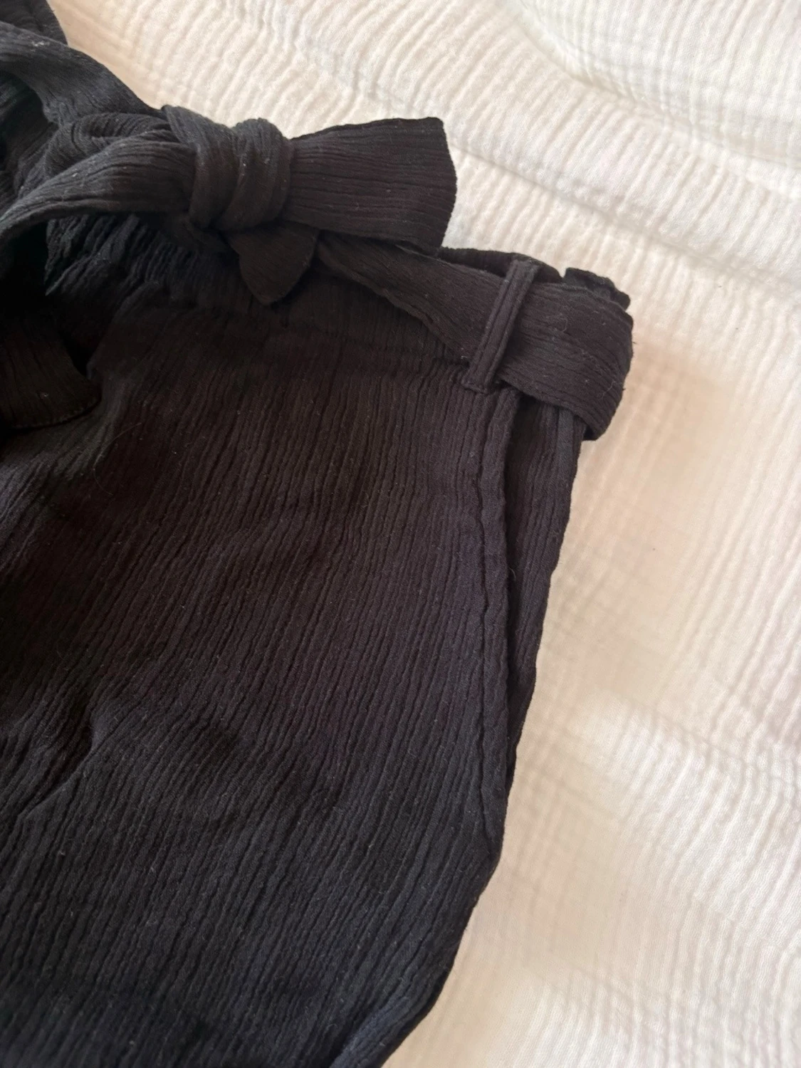 Svarta shorts med knytband - 1