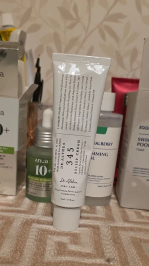 Dr. Althea 345 Relief Cream - Dr. Althea 345 Relief Cream köpt från apohem använd men passar inte min hud 