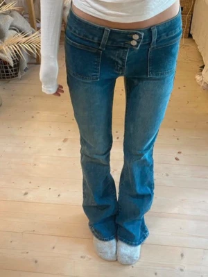 Lågmidjade bootcut jeans - SÅ snygga