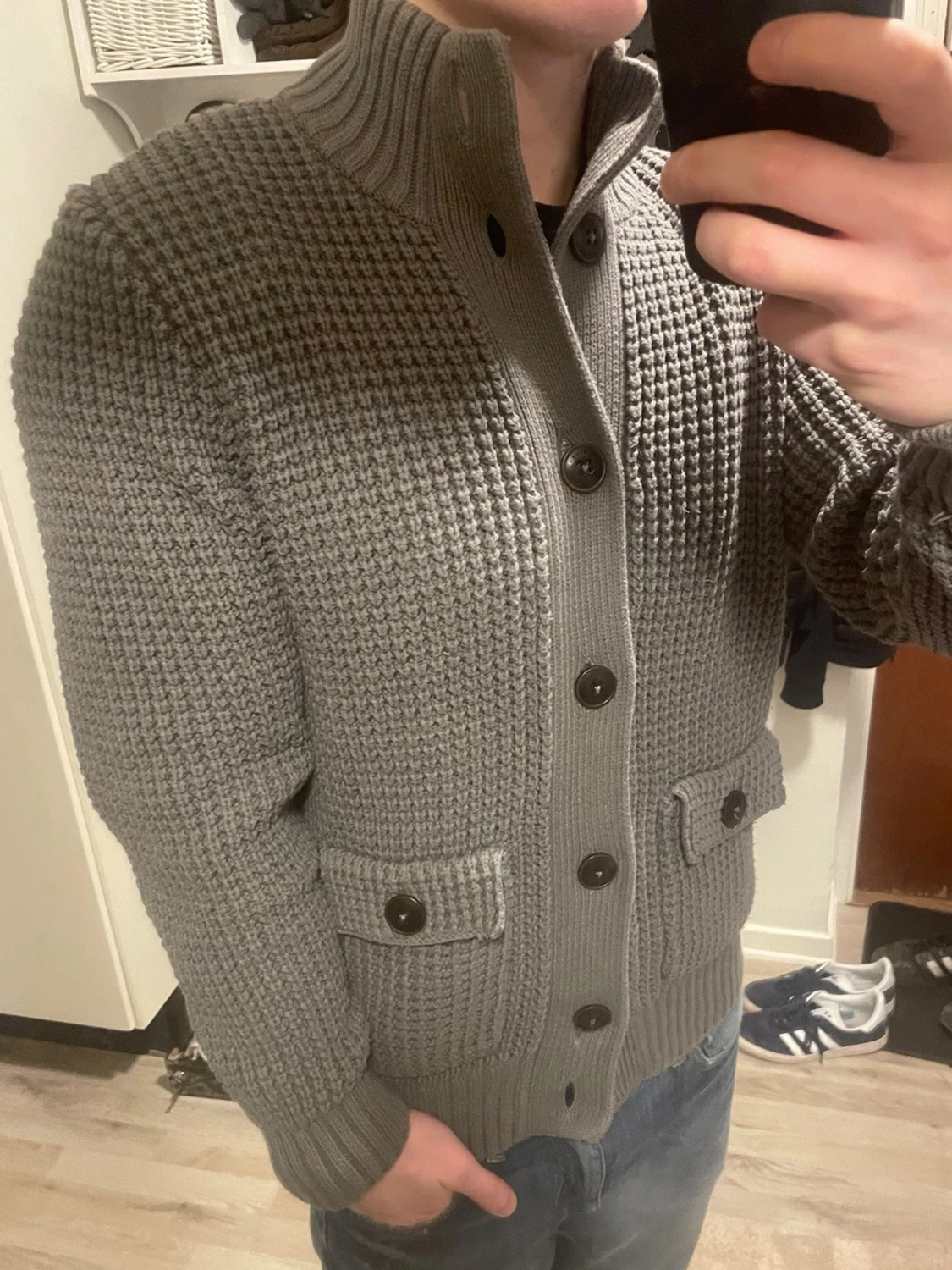 Grå stickad cardigan - 1